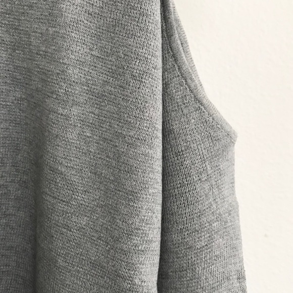 LAST2️⃣//GRAY WHITE BELL SLEEVES - Picture 5 of 8